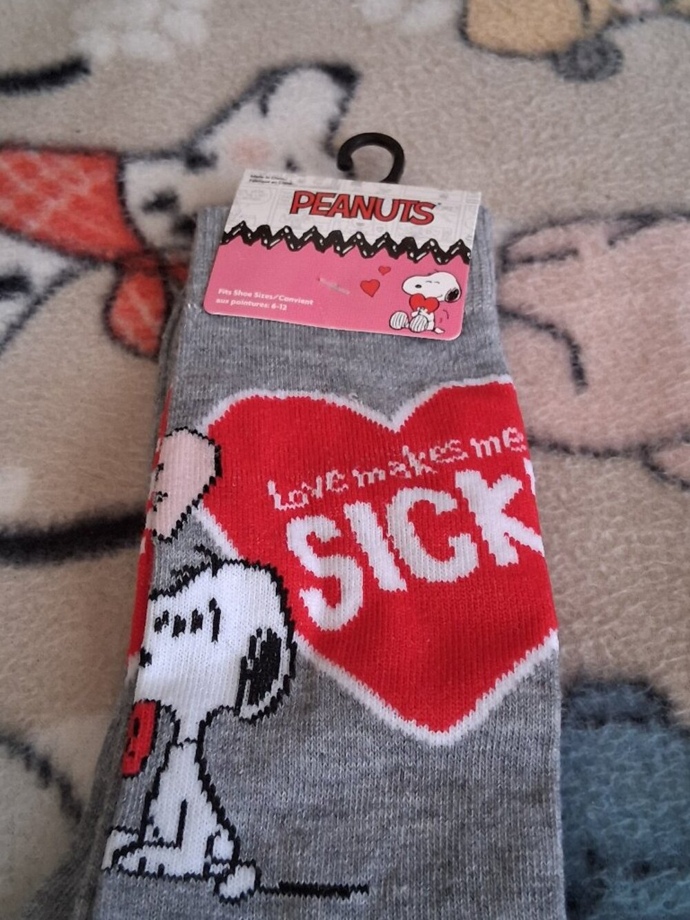 NEW PEANUTS SOCKS UNISEX